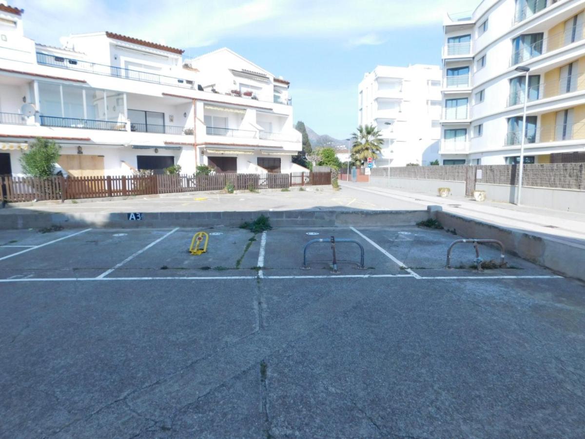 Gmid Immo Apartamento Oasis Atico Roses Exterior photo